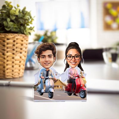 Personalized Couple Bobblehead Caricature Gift for Husband, Wife, Girlfriend, Boyfriend & Friends Solar Powered Moving Head Couple Gift for Birthday (Funny Scooter Couple)